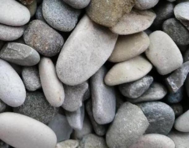 Где заказать гальку и каменную крошку с доставкой?  в Иркутске